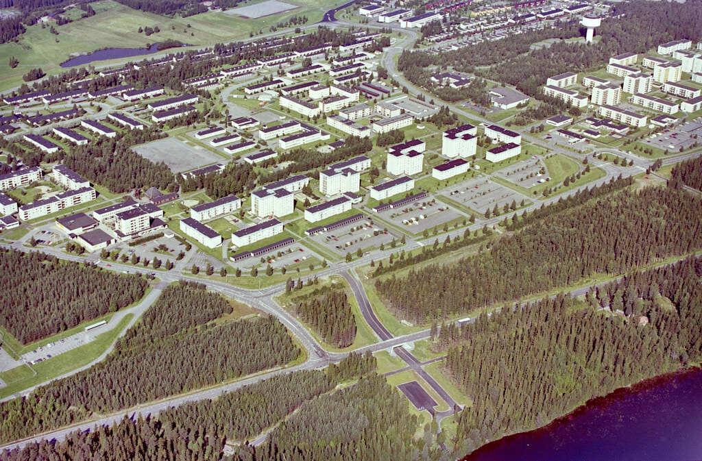 Mariehem sett från luften år 1984.