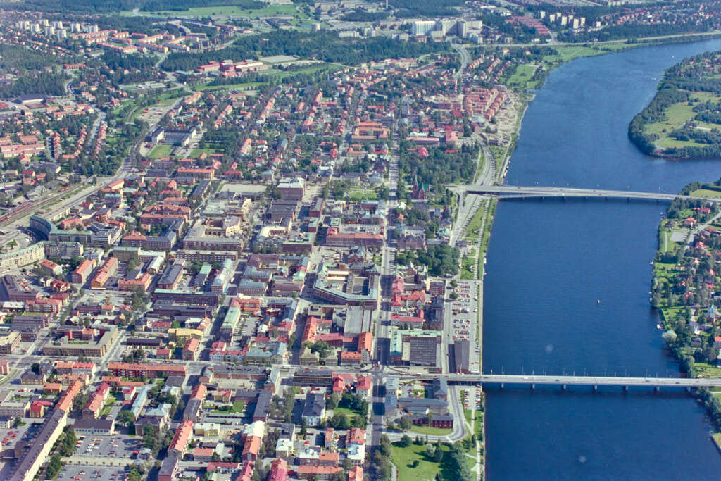 En flygbild som visar Centrala stan år 1985.