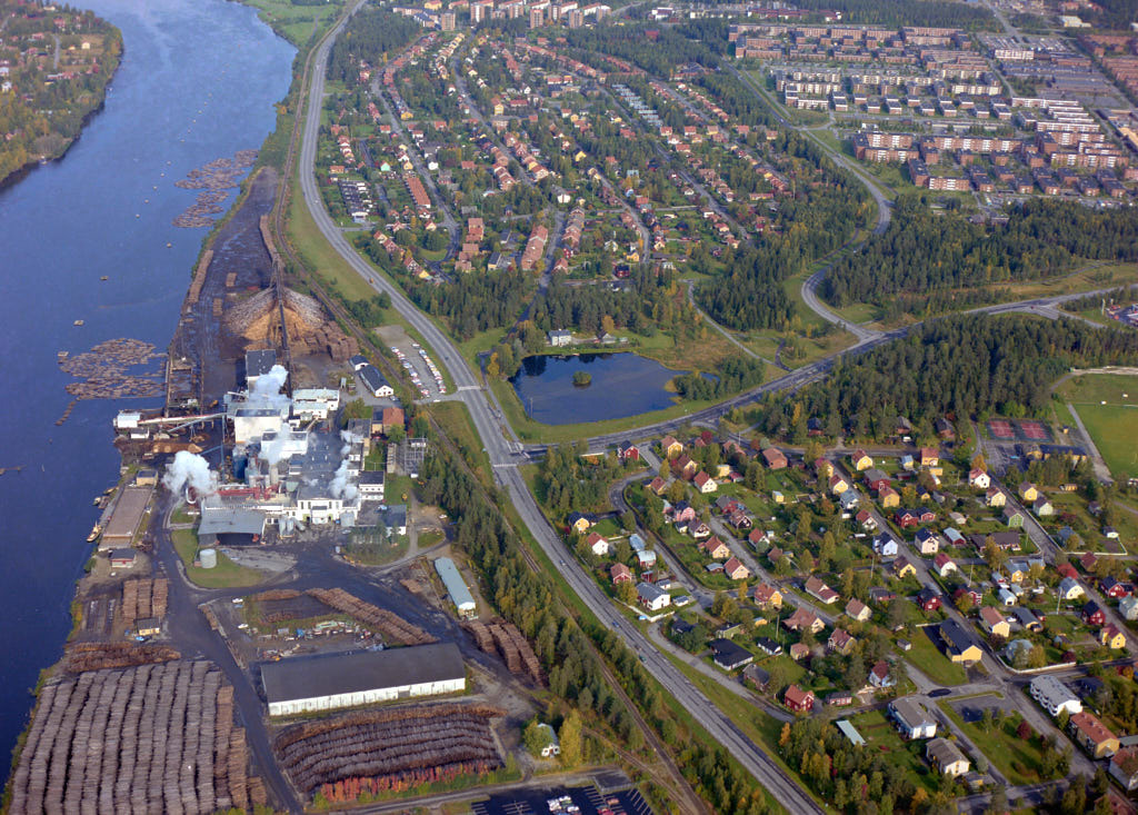 Gimonäs och Sofiehem i Umeå sett från luften år 1986.