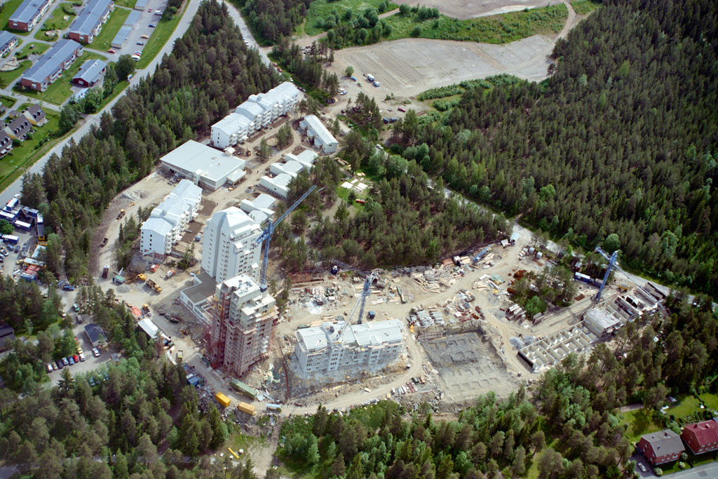 Sandbacka i Umeå sett från luften år 1987.