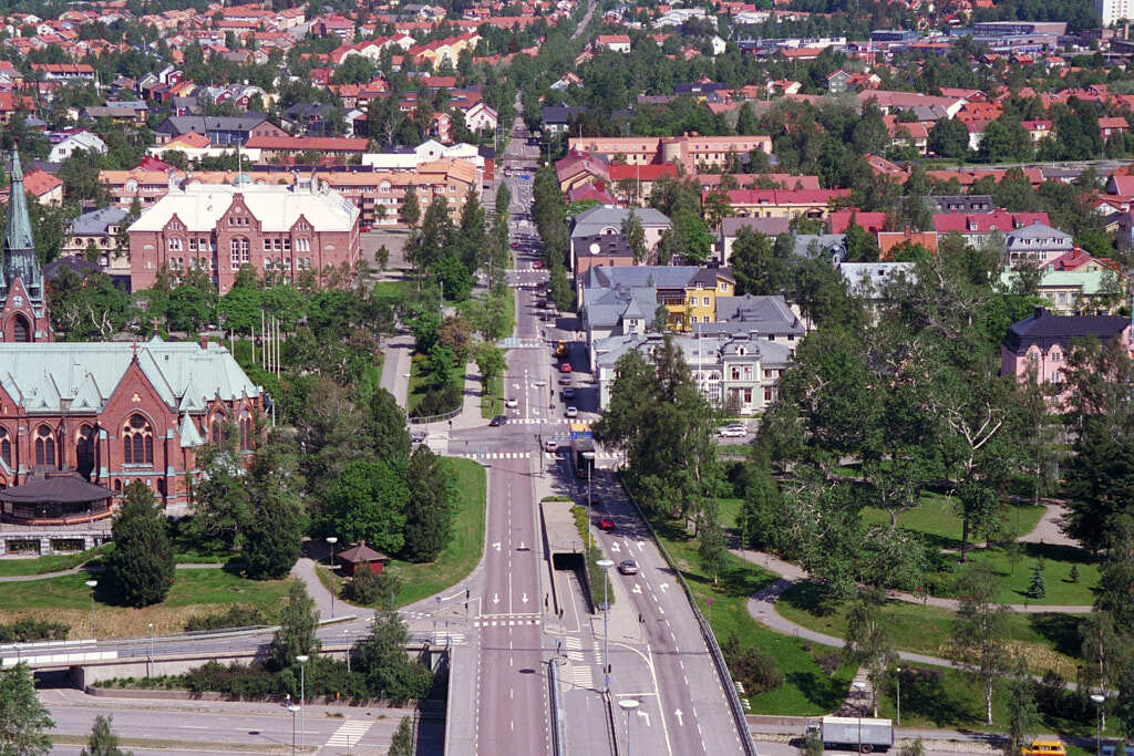 En flygbild som visar Centrala stan år 1995.