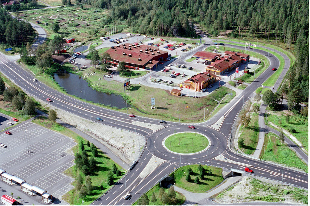 Bilden visar Ersboda i Umeå år 2000.