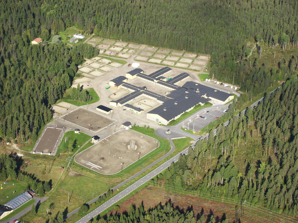 Bilden visar Forslunda år 2003.