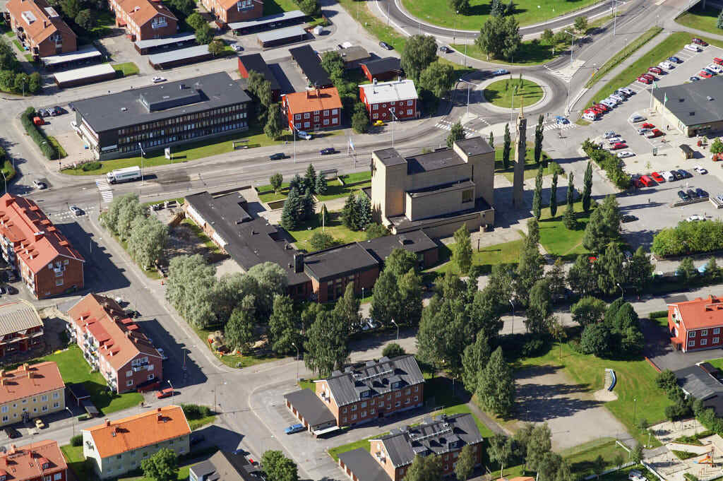 Här kan du se 2005 års flygbild över Teg i Umeå. 