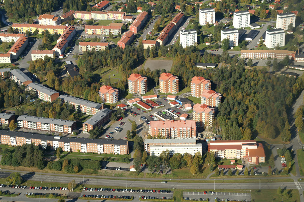 Berghem i Umeå sett från luften år 2005.