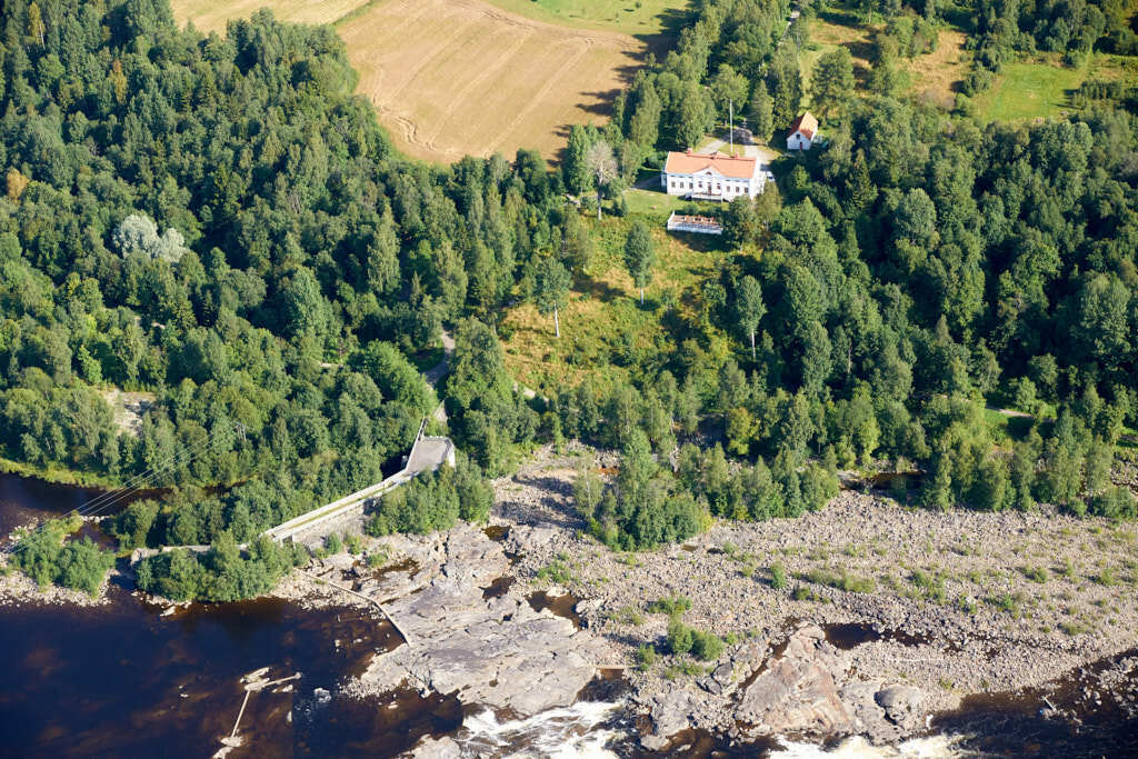 En bild från luften visar Baggböle och Baggböle herrgård år 2009.