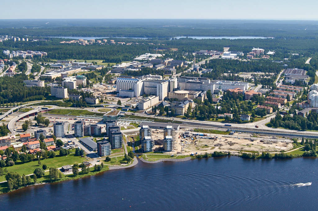 Öbacka sett från luften år 2011.