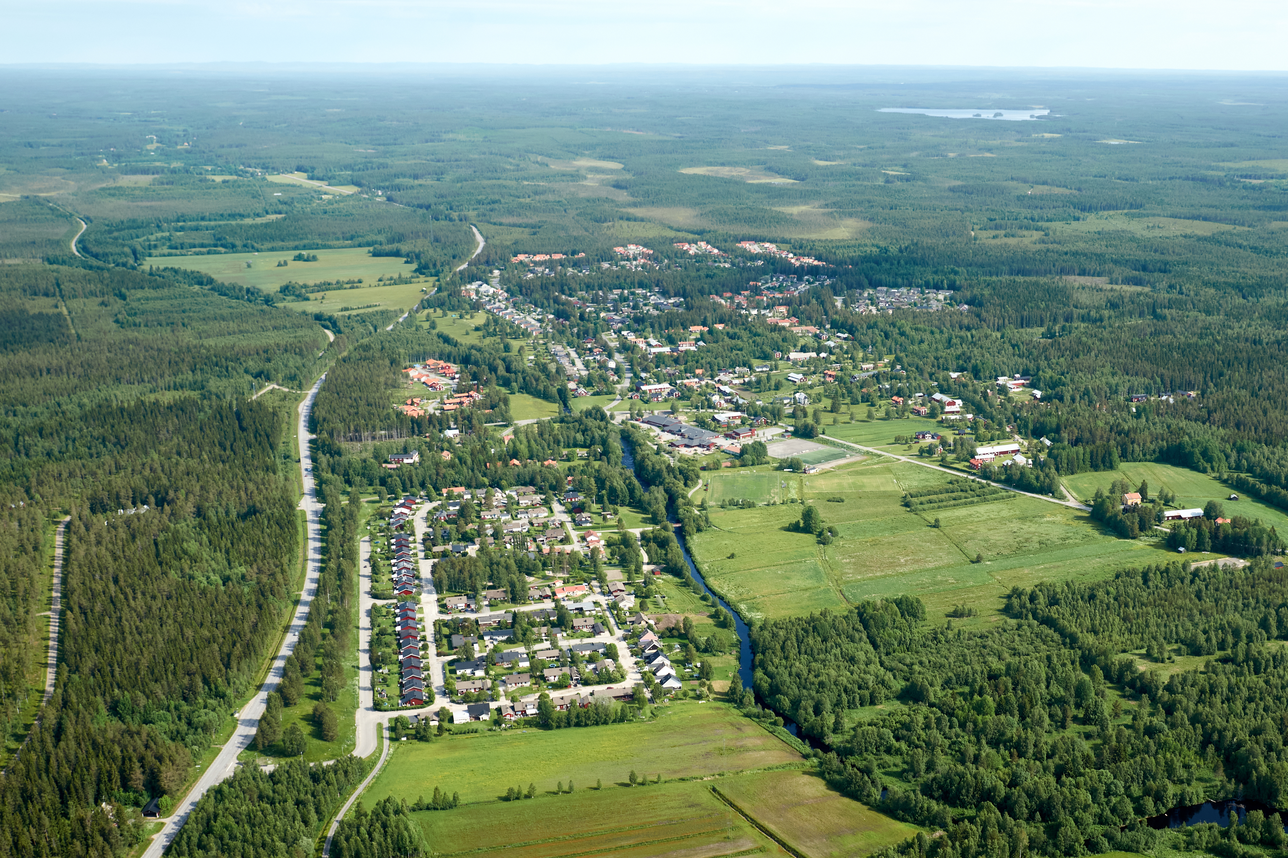 Här kan du se 2015 års flygbild över Ersliden och Ersmark. 