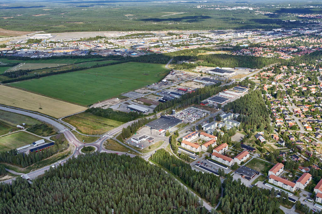 Västerhiske och Rödängs industriområde sett från luften år 2018.