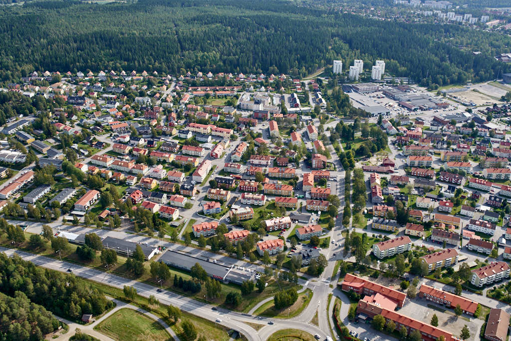 Här kan du se 2018 års flygbild över Haga och Sandbacka. 