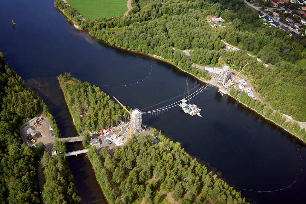 Lundabron, Bölesholmarna, Väst på stan och Böle sett från luften år 2019.