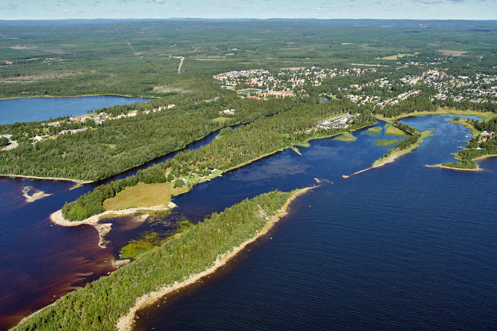 Det här är en bild som togs från ovan av Hörnefors år 2020