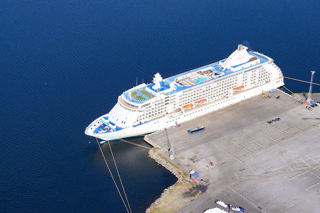 Holmsund sett från luften år 2025.